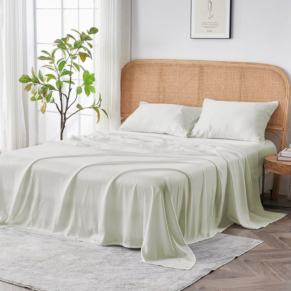 NWT Sijo AiryWeight Eucalyptus Sheet Set, - 4pc - 2 Pillowcases 2 Sheets Ivory Q
